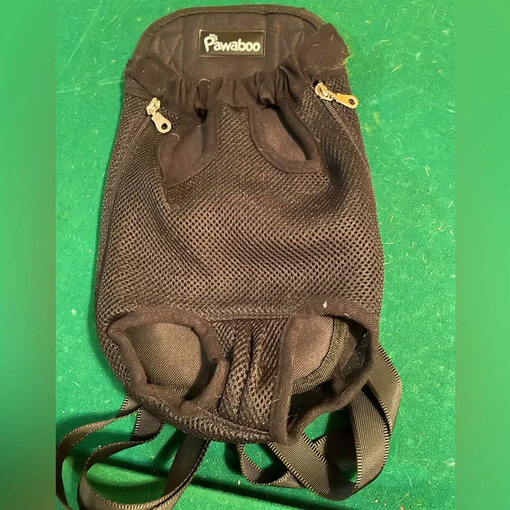 NWT pet body holder small not stains or rips